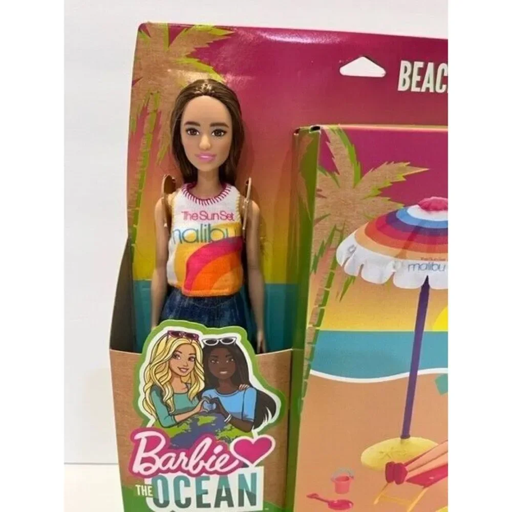 Barbie Loves The Ocean Beach Day and Doll Playset New‎
